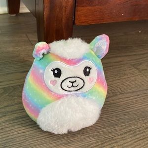 Super cute squishmellow!